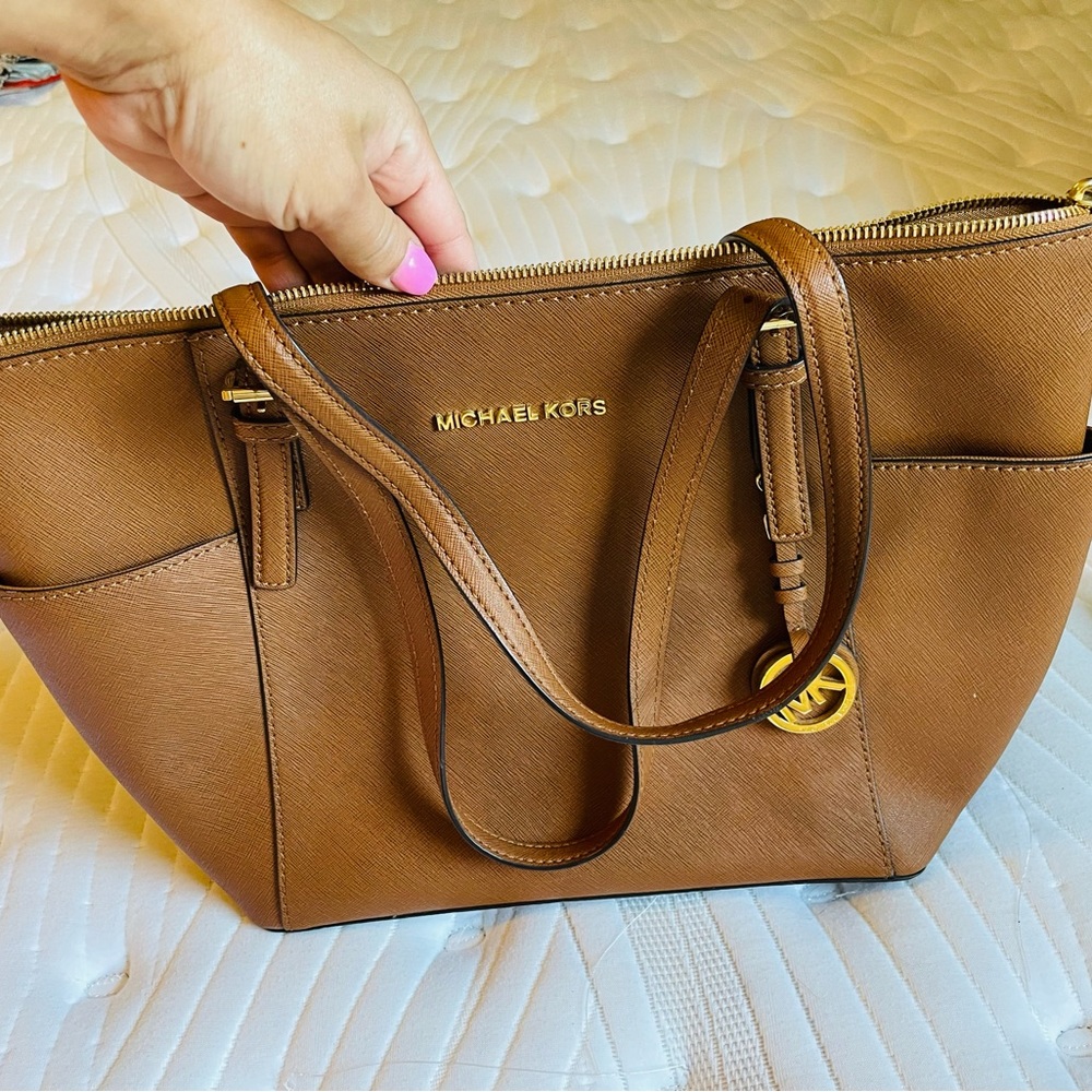 Michael Kors Tore Bag.